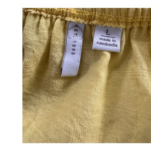 C est 1946 Large Yellow Bell 1/2 Sleeve Round Neck Guazy Top Ryaon Polyester - Picture 3 of 10